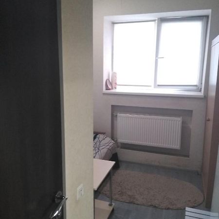 Уютная Квартира Недалеко От Южного Вокзала Kharkiv Bagian luar foto